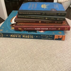 Bundle of 5 Harry Potter books